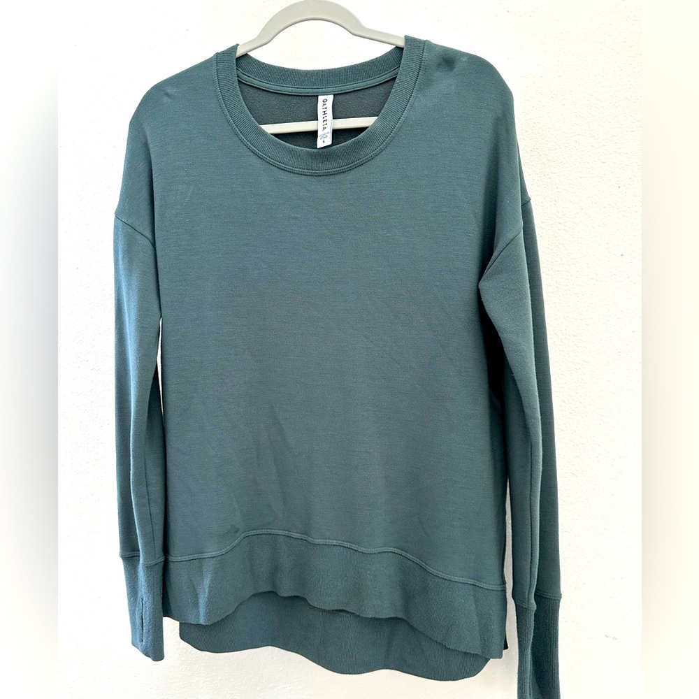 Athleta costal sweatshirt